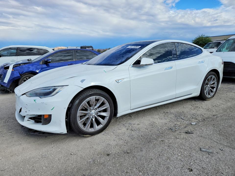 Продаж на аукціоні авто 2016 Tesla Model S, vin: 5YJSA1E12GF160664, номер лоту: 70273366