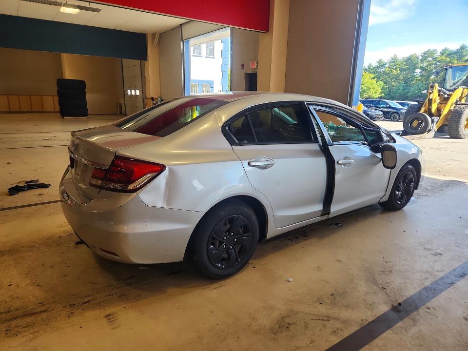 Продажа на аукционе авто 2015 Honda Civic, vin: 19XFB2F55FE227400, номер лота: 69925396