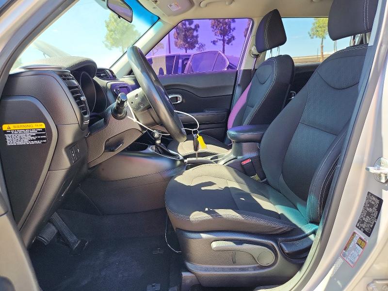 Продаж на аукціоні авто 2018 Kia Soul, vin: KNDJN2A27J7622329, номер лоту: 70656436