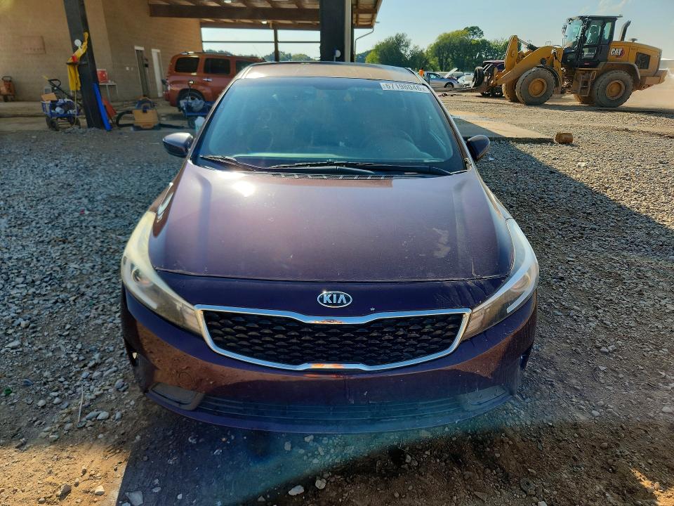 2017 Kia Forte მანქანა იყიდება აუქციონზე, vin: 3KPFK4A7XHE137019, აუქციონის ნომერი: 67198046