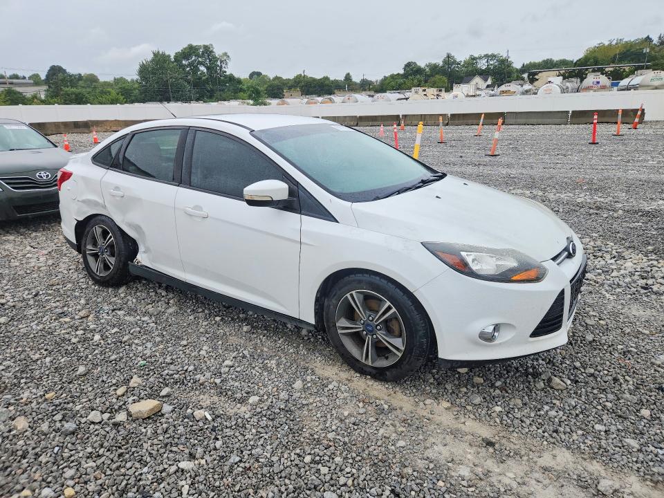 2014 Ford Focus მანქანა იყიდება აუქციონზე, vin: 1FADP3F28EL142759, აუქციონის ნომერი: 69718256