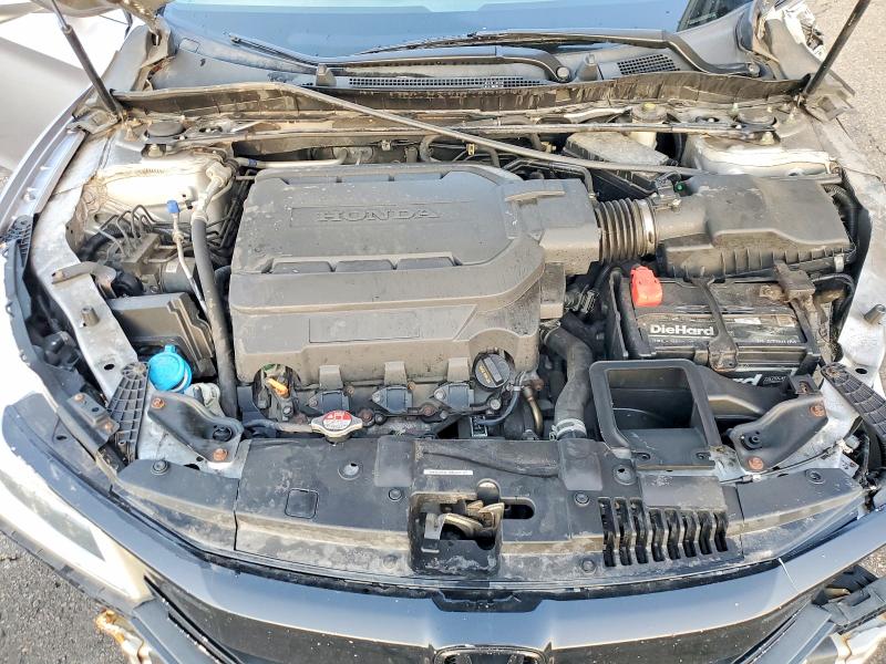 Продаж на аукціоні авто 2017 Honda Accord, vin: 1HGCR3F90HA028009, номер лоту: 68783426
