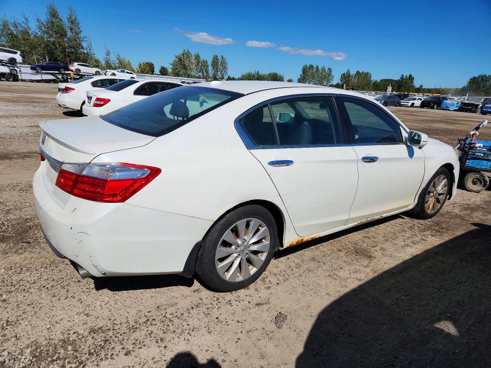 70021146 :رقم المزاد ، 1HGCR2F82EA807733 vin ، 2014 Honda Accord مزاد بيع