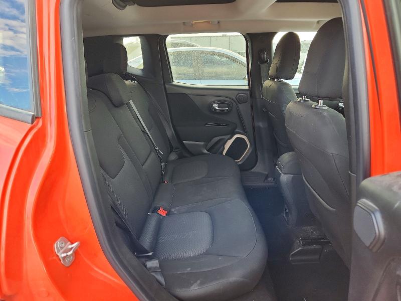 70557786 :رقم المزاد ، ZACCJABT0FPC18868 vin ، 2015 Jeep Renegade مزاد بيع