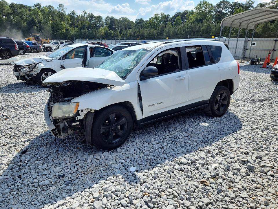 2012 Jeep Compass მანქანა იყიდება აუქციონზე, vin: 1C4NJCBA0CD553870, აუქციონის ნომერი: 69322456