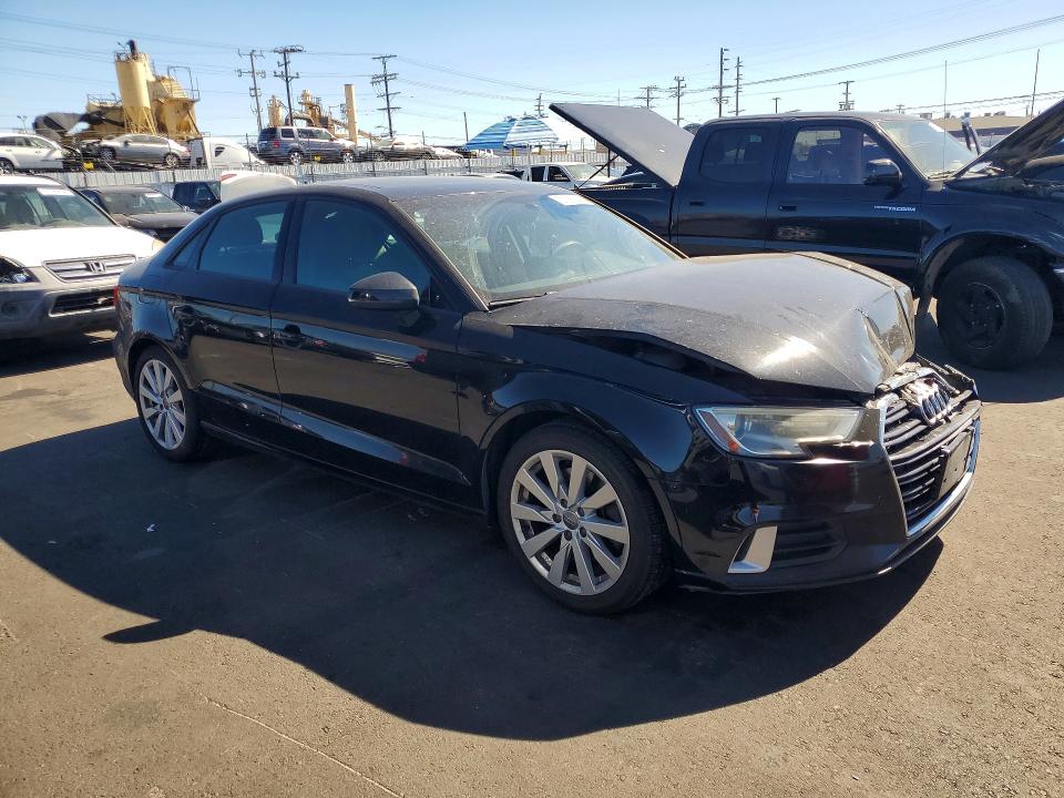 Продажа на аукционе авто 2017 Audi A3, vin: WAUAUGFF7H1037904, номер лота: 67383146