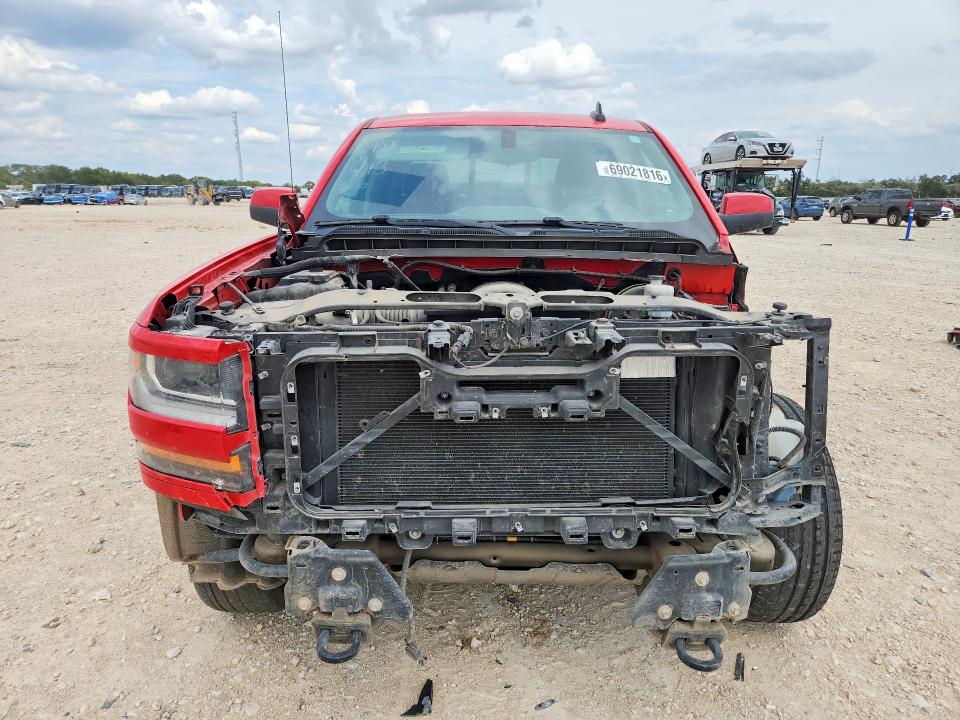 Продаж на аукціоні авто 2018 Chevrolet Silverado, vin: 3GCUKREC4JG527684, номер лоту: 69021816
