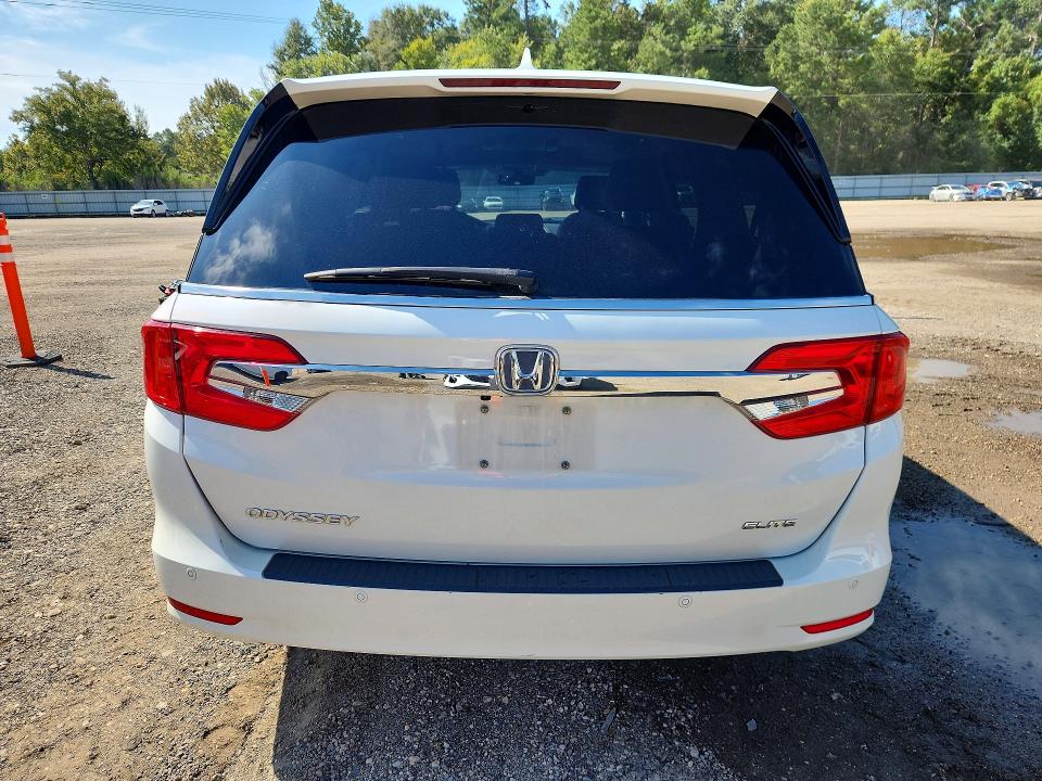 Продажа на аукционе авто 2018 Honda Odyssey, vin: 5FNRL6H97JB043435, номер лота: 68819436