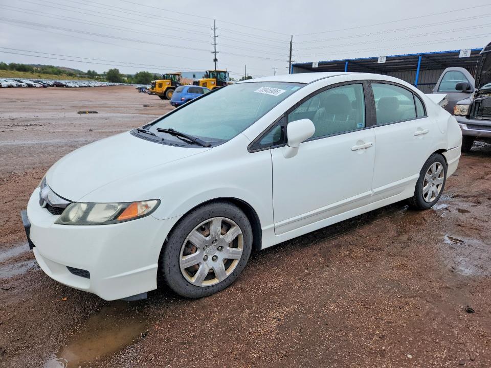 70945906 :رقم المزاد ، 19XFA1F58AE067471 vin ، 2010 Honda Civic مزاد بيع