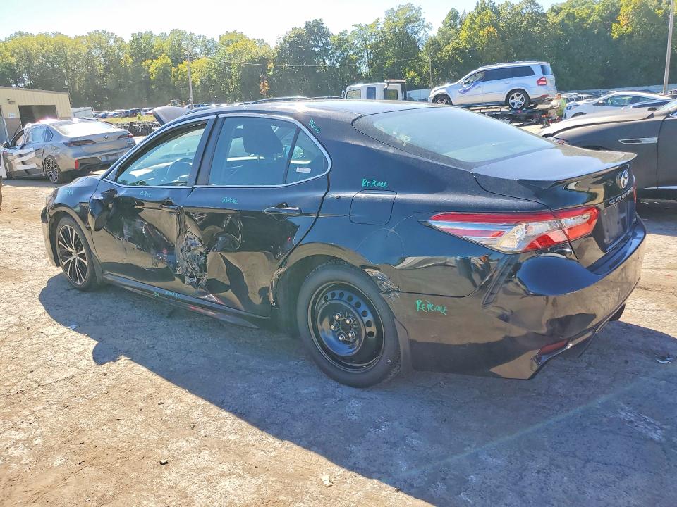 Продажа на аукционе авто 2018 Toyota Camry, vin: 4T1B11HK4JU646780, номер лота: 68156816