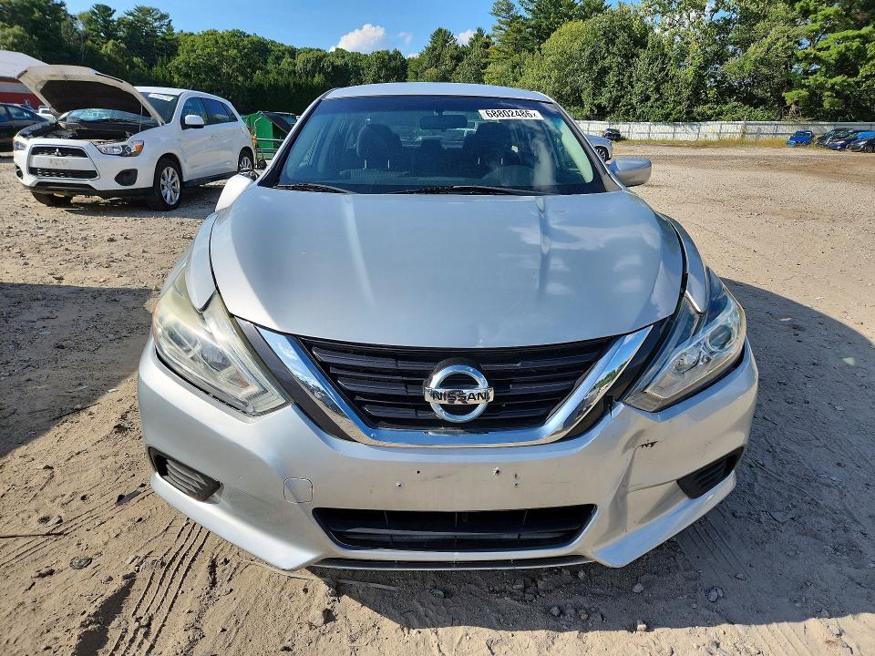 Продажа на аукционе авто 2017 Nissan Altima, vin: 1N4AL3AP3HN359324, номер лота: 68802486