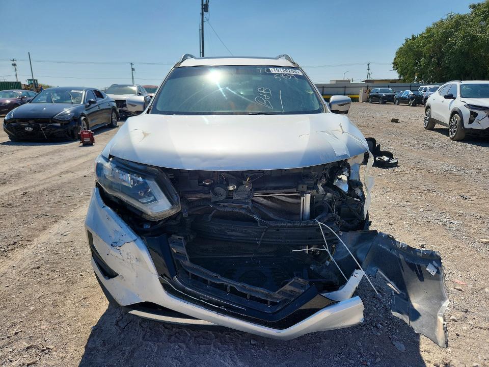 Продаж на аукціоні авто 2017 Nissan Rogue, vin: 5N1AT2MV2HC735839, номер лоту: 70736206