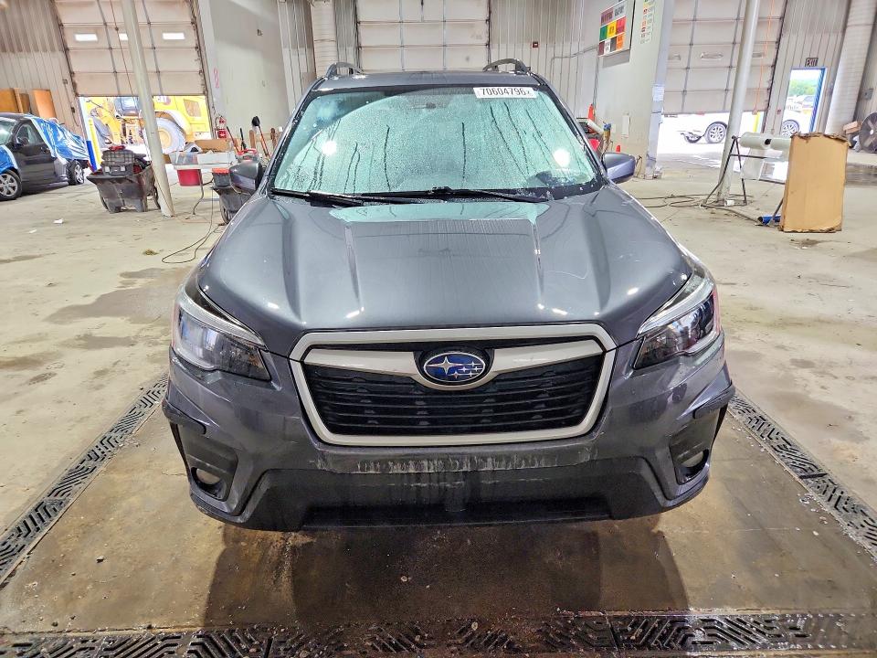 2021 Subaru Forester მანქანა იყიდება აუქციონზე, vin: JF2SKAJC8MH513295, აუქციონის ნომერი: 70604796