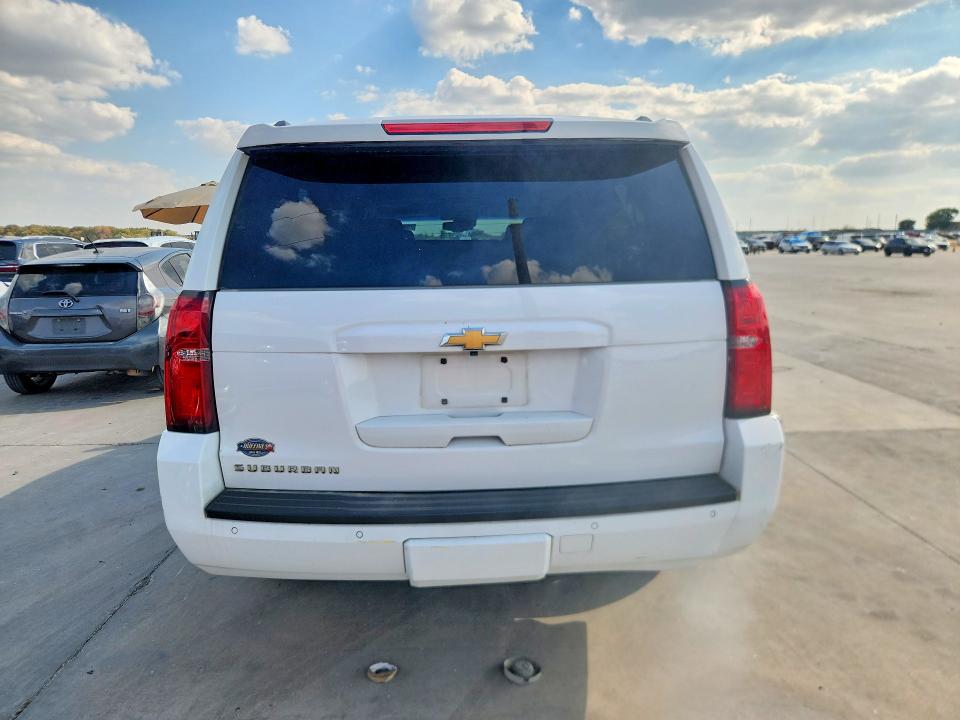 69652616 :رقم المزاد ، 1GNSCHKCXKR235789 vin ، 2019 Chevrolet Suburban مزاد بيع