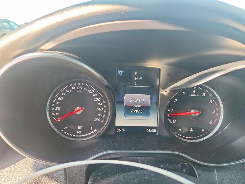 67701396 :رقم المزاد ، 55SWF4JB7JU268402 vin ، 2018 Mercedes-benz C مزاد بيع