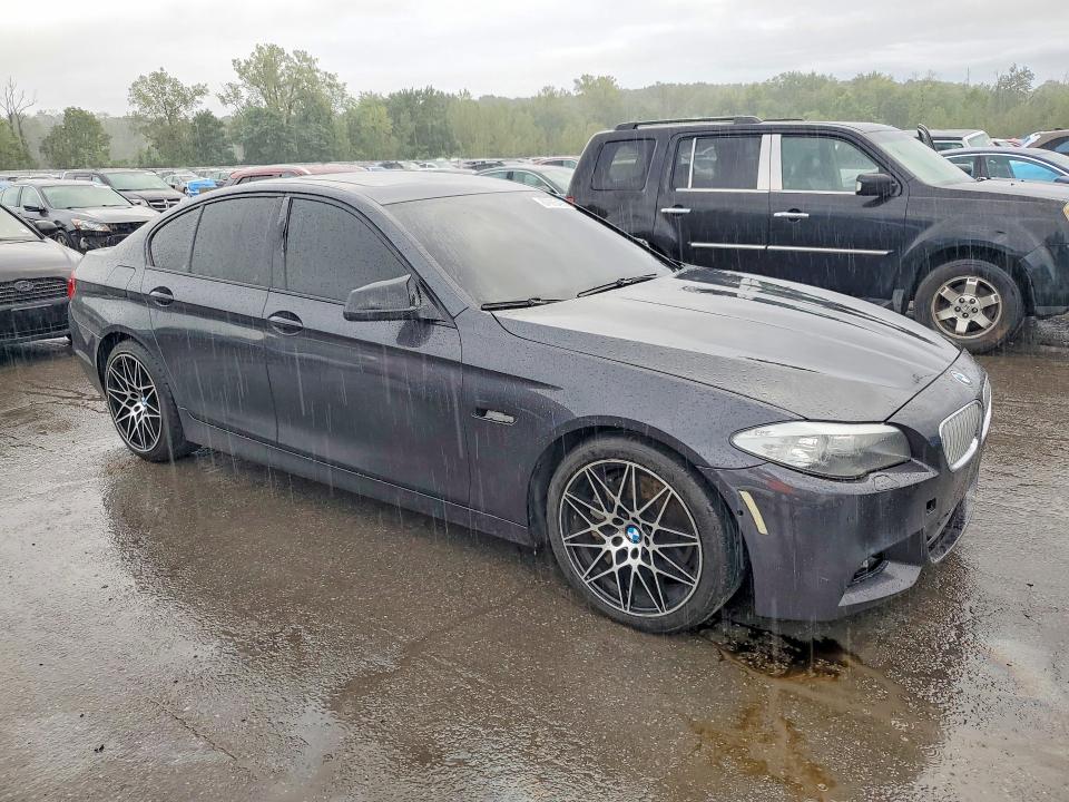 67685426 :رقم المزاد ، WBAFU9C54BC785857 vin ، 2011 Bmw 550 مزاد بيع