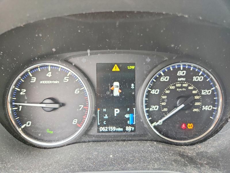 2017 Mitsubishi Outlander მანქანა იყიდება აუქციონზე, vin: JA4AD3A36HZ061017, აუქციონის ნომერი: 69701366