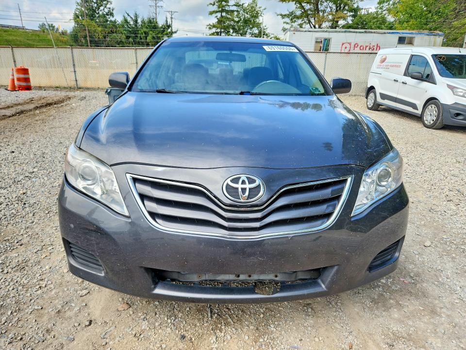 69160506 :رقم المزاد ، 4T1BF3EK0BU645192 vin ، 2011 Toyota Camry مزاد بيع
