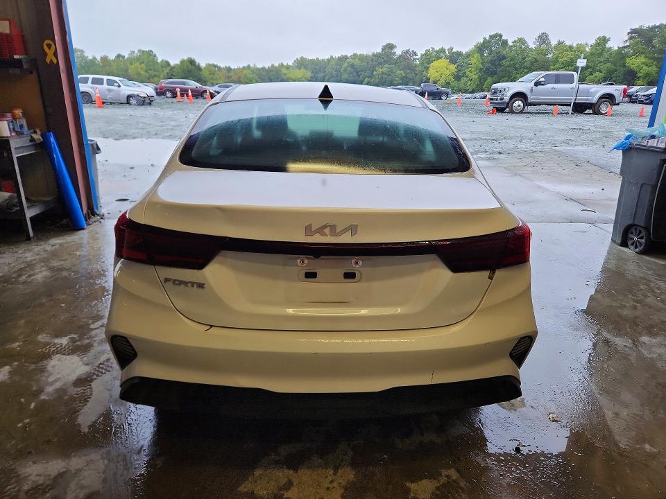 70113446 :رقم المزاد ، 3KPF24AD9RE768898 vin ، 2024 Kia Forte مزاد بيع