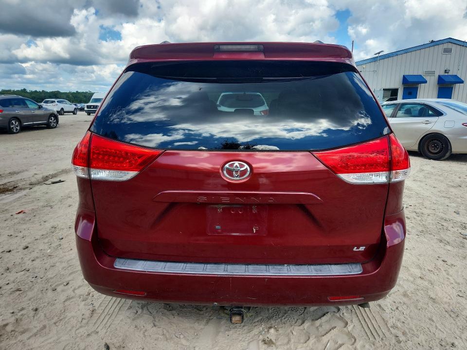 2011 Toyota Sienna მანქანა იყიდება აუქციონზე, vin: 5TDKK3DC8BS029366, აუქციონის ნომერი: 69848506