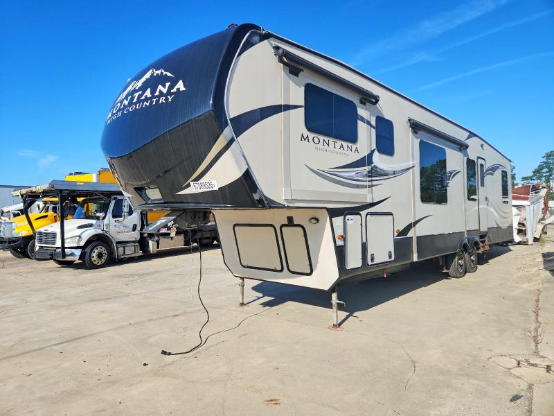 67089526 :رقم المزاد ، 4YDF37523GA741359 vin ، 2016 Keystone Montana مزاد بيع