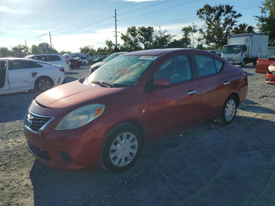 2014 Nissan Versa მანქანა იყიდება აუქციონზე, vin: 3N1CN7AP9EL825440, აუქციონის ნომერი: 69905286