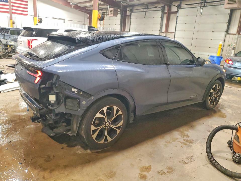 Продажа на аукционе авто 2021 Ford Mustang Mach-e, vin: 3FMTK3SUXMMA09165, номер лота: 68215916