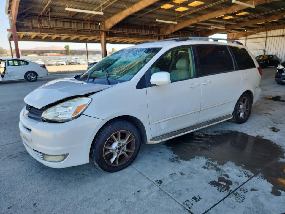 2005 Toyota Sienna მანქანა იყიდება აუქციონზე, vin: 5TDZA22CX5S296141, აუქციონის ნომერი: 69442206