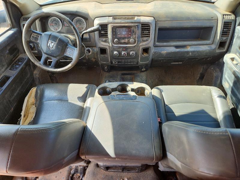 68152806 :رقم المزاد ، 3C63R3GL0JG267437 vin ، 2018 Ram 3500 مزاد بيع