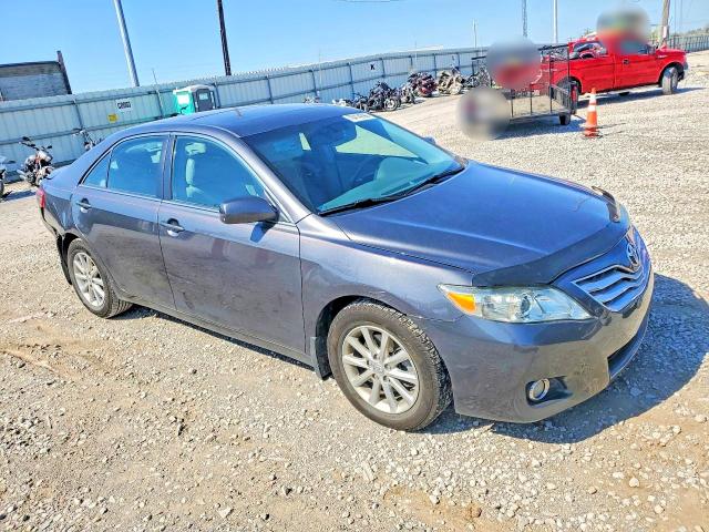 2011 Toyota Camry მანქანა იყიდება აუქციონზე, vin: 4T1BF3EK2BU750512, აუქციონის ნომერი: 70414296