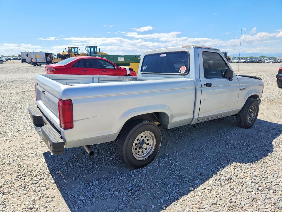 67147826 :رقم المزاد ، 1FTCR10U3NUC44558 vin ، 1992 Ford Ranger مزاد بيع