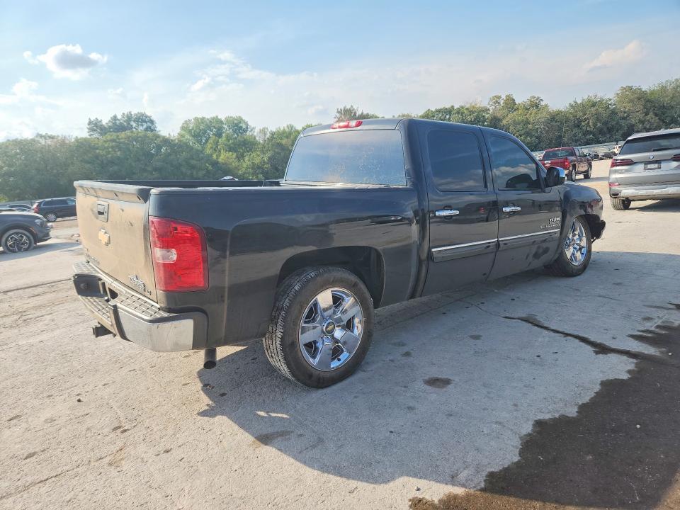 69642266 :رقم المزاد ، 3GCPCSE04BG207676 vin ، 2011 Chevrolet Silverado مزاد بيع