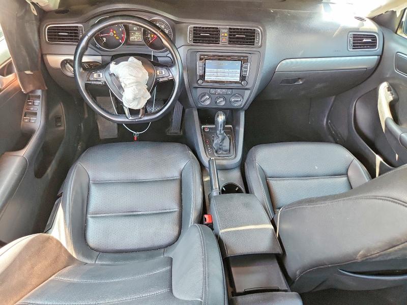 2015 Volkswagen Jetta მანქანა იყიდება აუქციონზე, vin: 3VWD17AJ0FM318122, აუქციონის ნომერი: 68216426