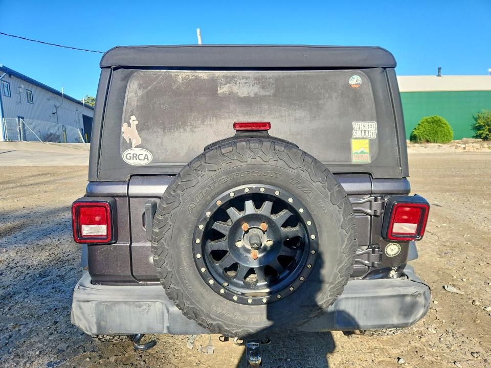 69681676 :رقم المزاد ، 1C4HJXDN8JW250857 vin ، 2018 Jeep Wrangler Unlimited مزاد بيع