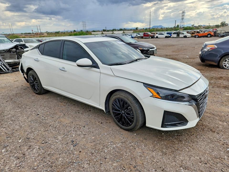 67901886 :رقم المزاد ، 1N4BL4DV5SN412133 vin ، 2025 Nissan Altima مزاد بيع