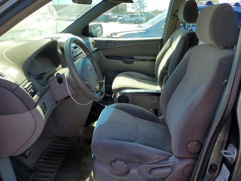 70721526 :رقم المزاد ، 5TDZA23C84S045650 vin ، 2004 Toyota Sienna مزاد بيع