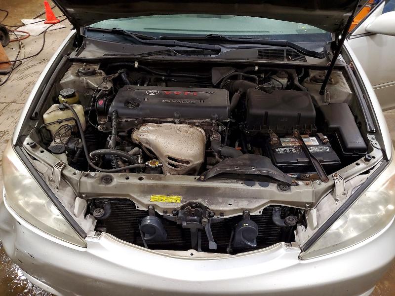 2003 Toyota Camry მანქანა იყიდება აუქციონზე, vin: 4T1BE30KX3U152308, აუქციონის ნომერი: 69915786