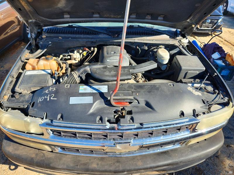 Продажа на аукционе авто 2003 Chevrolet Suburban, vin: 3GNFK16Z83G341475, номер лота: 69924286
