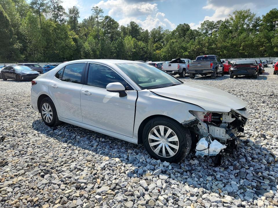 Продажа на аукционе авто 2022 Toyota Camry, vin: 4T1C31AK1NU042327, номер лота: 69700246