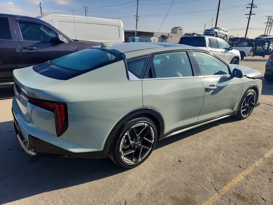 Продажа на аукционе авто 2025 Kia K4, vin: 3KPFW4DE0SE198692, номер лота: 69753186