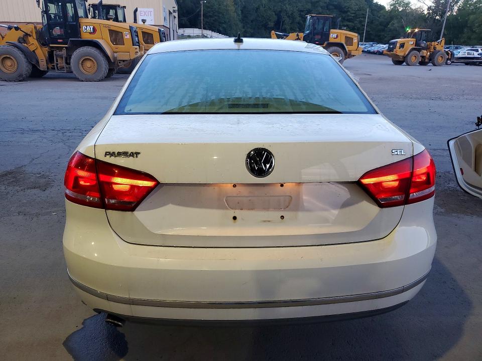 69995136 :رقم المزاد ، 1VWCP7A32CC036296 vin ، 2012 Volkswagen Passat مزاد بيع