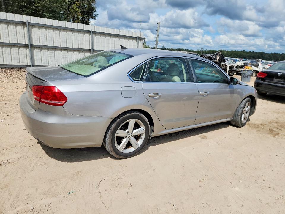 67799996 :رقم المزاد ، 1VWBH7A36CC043177 vin ، 2012 Volkswagen Passat مزاد بيع