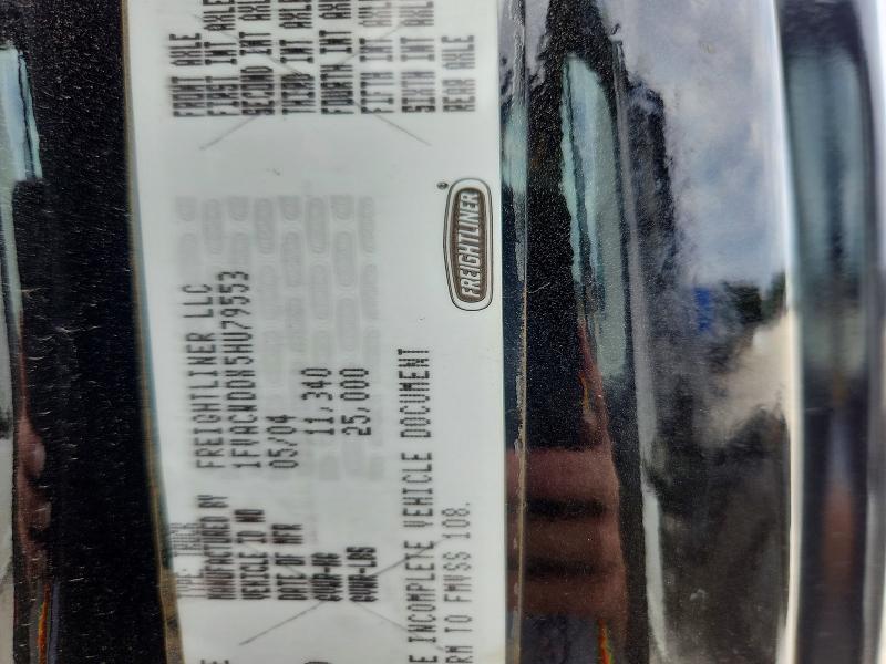 69575856 :رقم المزاد ، 1FVACWDDX5HU79553 vin ، 2005 Freightliner M2 مزاد بيع