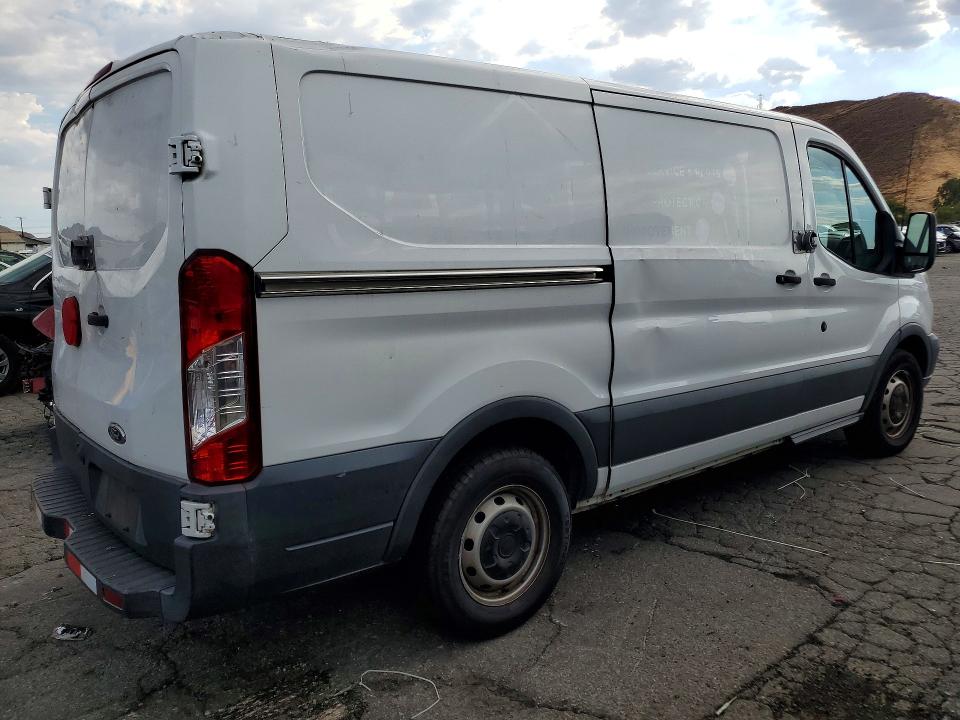 67930526 :رقم المزاد ، 1FTYE1YMXGKB08769 vin ، 2016 Ford Transit مزاد بيع