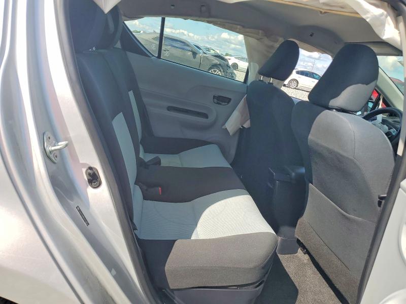 Продаж на аукціоні авто 2013 Toyota Prius C, vin: JTDKDTB39D1538914, номер лоту: 69217036