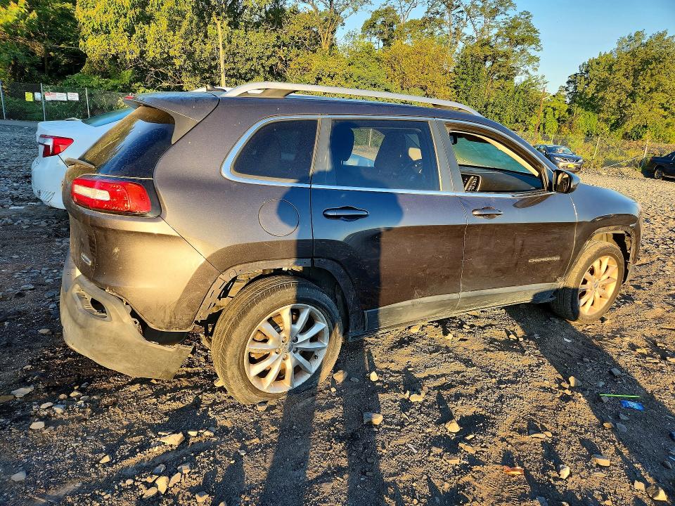 67508576 :رقم المزاد ، 1C4PJMCB0HW634627 vin ، 2017 Jeep Cherokee مزاد بيع