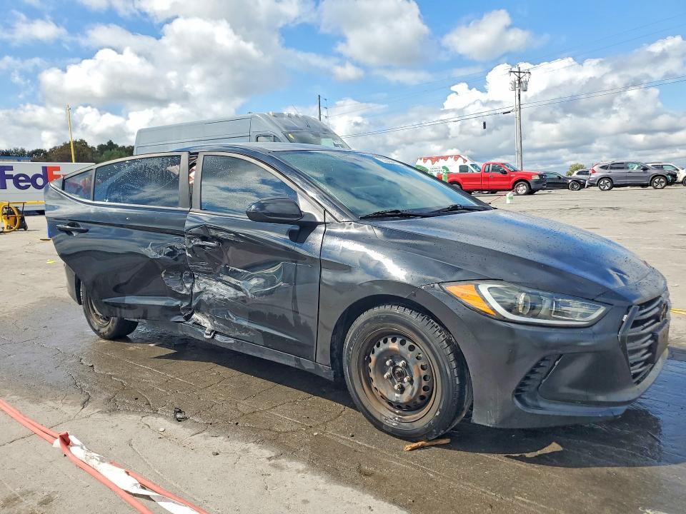 2017 Hyundai Elantra მანქანა იყიდება აუქციონზე, vin: KMHD74LF9HU402104, აუქციონის ნომერი: 70344476