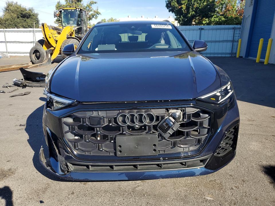 Продаж на аукціоні авто 2025 Audi Q8, vin: WA1FVBF17SD023482, номер лоту: 68405256