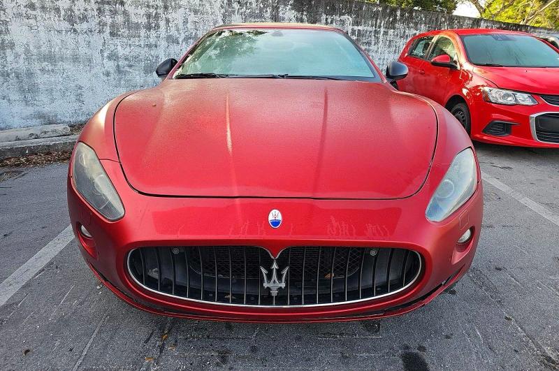 68226016 :رقم المزاد ، ZAM45KMA3B0057339 vin ، 2011 Maserati Granturismo مزاد بيع