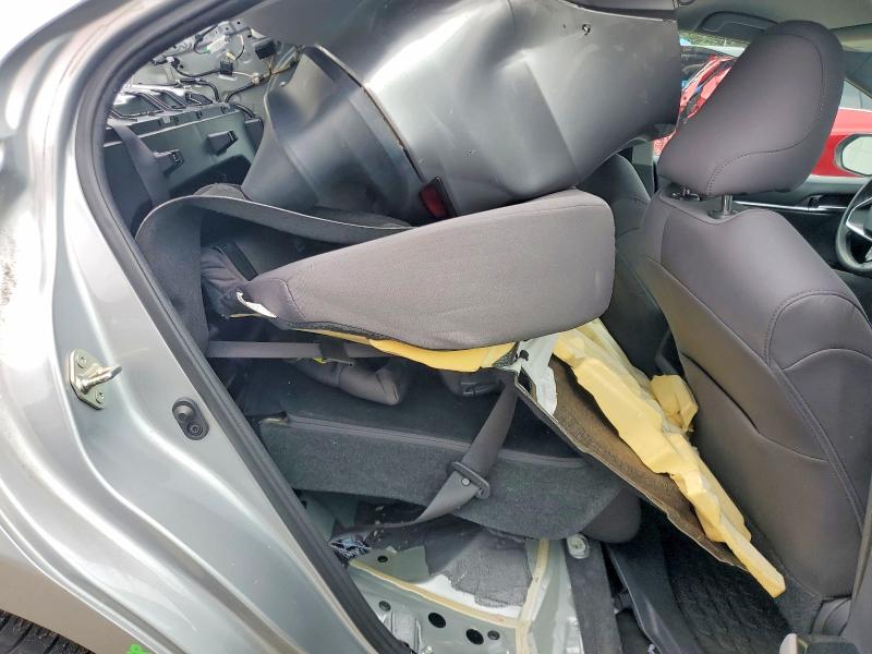 69078686 :رقم المزاد ، 4T1C11AK2LU385263 vin ، 2020 Toyota Camry مزاد بيع